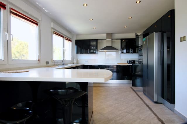 6 sovrum Villa för semesterbostäder i La Cala de Mijas, Mijas med pool garage - 2 400 € (Ref: 5703133)