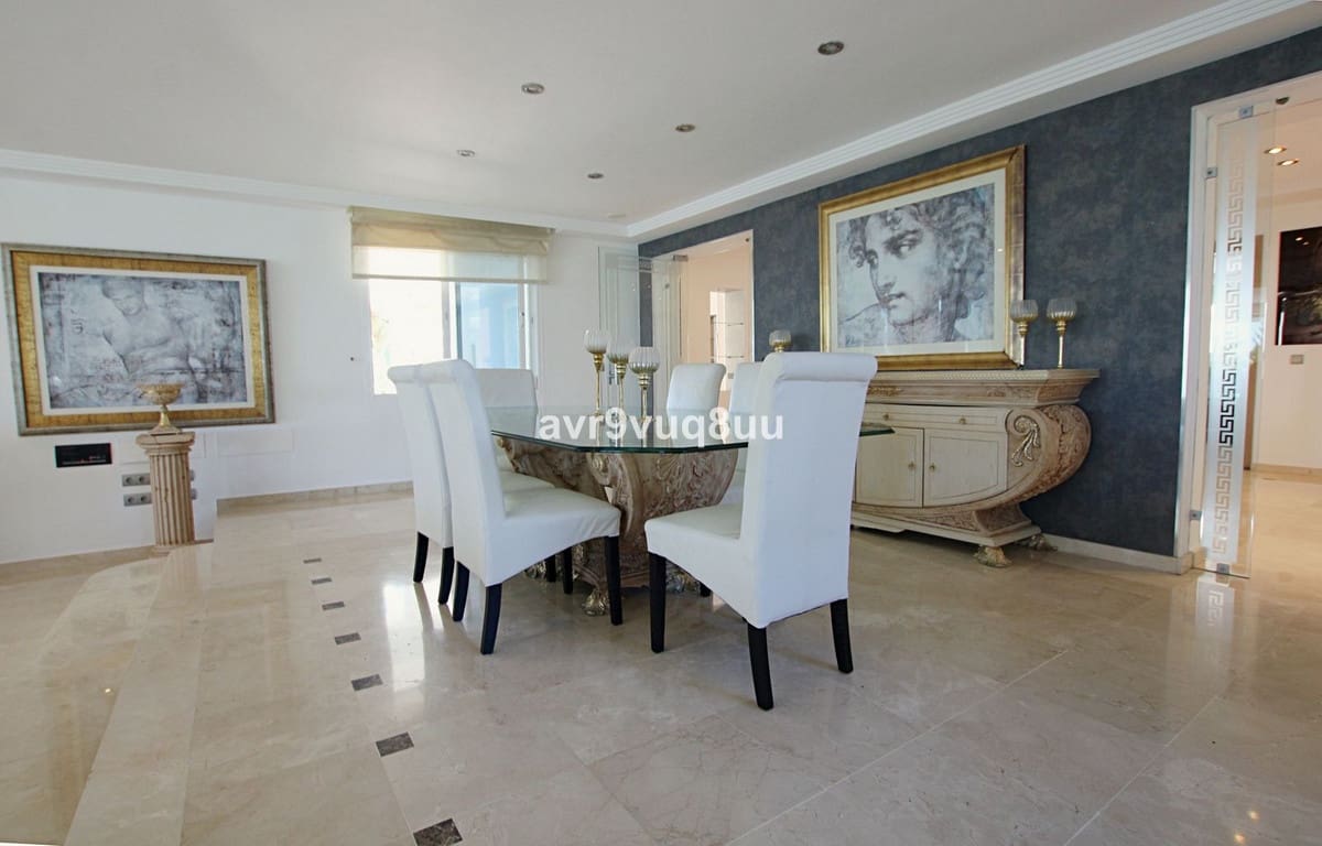 8 bedroom Villa for sale in Elviria with pool - € 3,500,000 (Ref: 7154981)