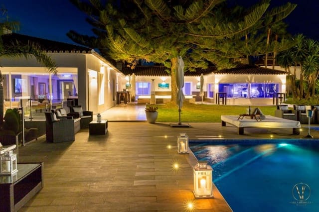 8 soveværelse Villa til salg i Elviria, Marbella med swimmingpool - € 3.500.000 (Ref: 7154981)