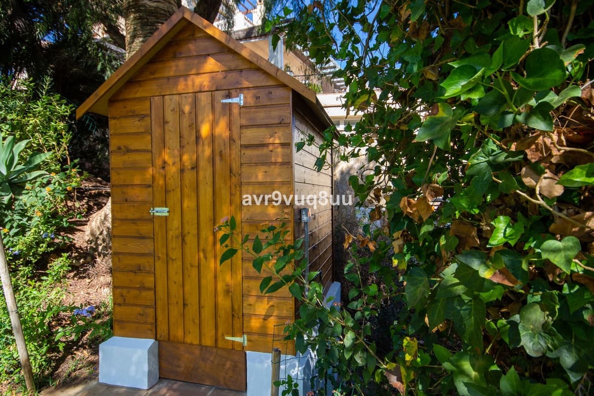 7 soveværelse Villa til salg i Mijas Costa med swimmingpool garage - € 1.395.000 (Ref: 7394844)