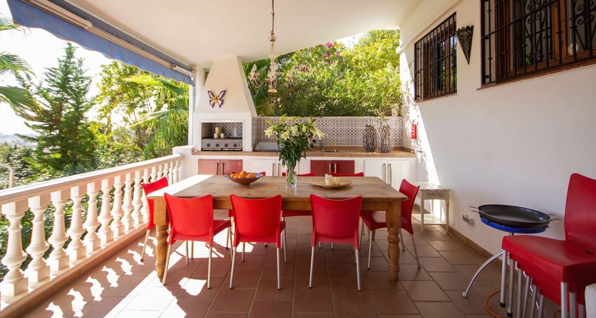 Chalet de 7 habitaciones en Mijas Costa en venta con piscina garaje - 1.395.000 € (Ref: 7394844)