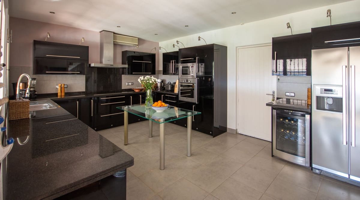 Chalet de 7 habitaciones en Mijas Costa en venta con piscina garaje - 1.395.000 € (Ref: 7394844)