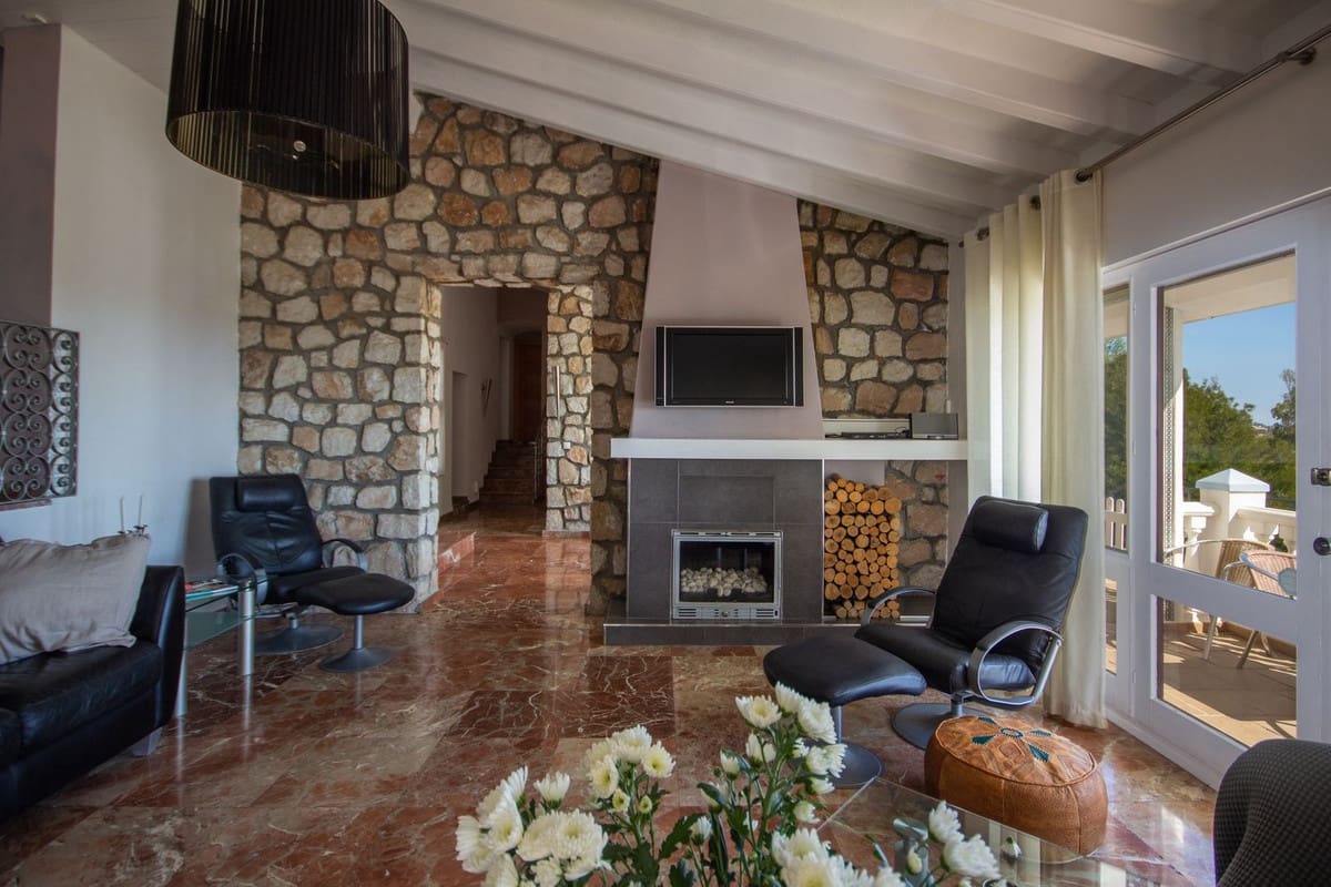 Chalet de 7 habitaciones en Mijas Costa en venta con piscina garaje - 1.395.000 € (Ref: 7394844)