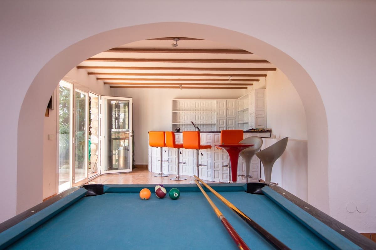 Chalet de 7 habitaciones en Mijas Costa en venta con piscina garaje - 1.395.000 € (Ref: 7394844)