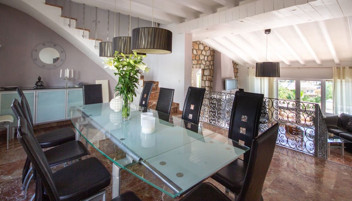 Chalet de 7 habitaciones en Mijas Costa en venta con piscina garaje - 1.395.000 € (Ref: 7394844)
