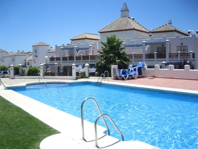 2 sypialnia Apartament na sprzedaż w Mijas Golf, Mijas z basenem garażem - 299 950 € (Ref: 7683883)