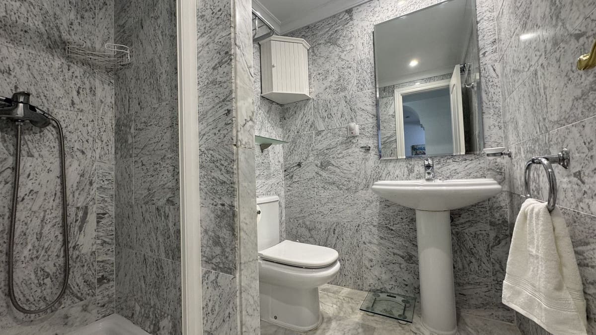 2 sypialnia Apartament na sprzedaż w Mijas Golf z basenem garażem - 299 950 € (Ref: 7683883)