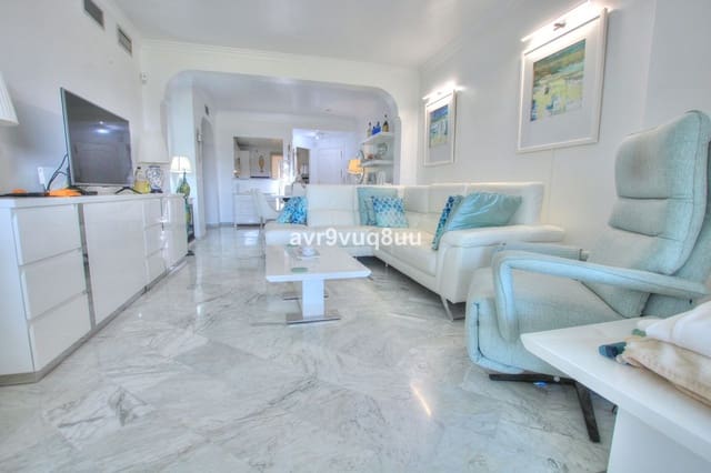 Apartamento de 2 habitaciones en Mijas Golf, Mijas en venta con piscina garaje - 299.950 € (Ref: 7683883)