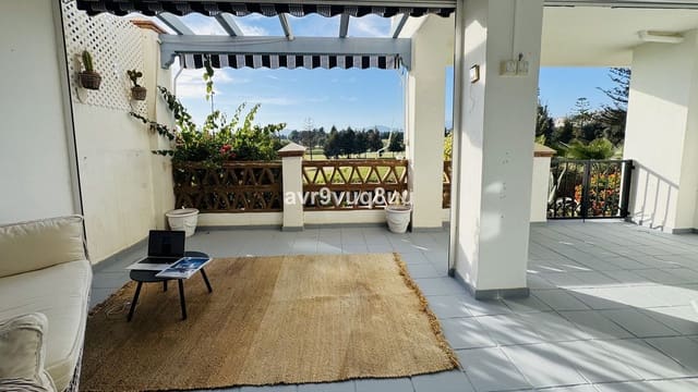 Apartamento de 2 habitaciones en Mijas Golf, Mijas en venta con piscina garaje - 299.950 € (Ref: 7683883)