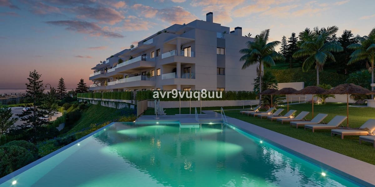 Apartamento de 2 habitaciones en El Faro en venta con piscina garaje - 430.700 € (Ref: 7723787)