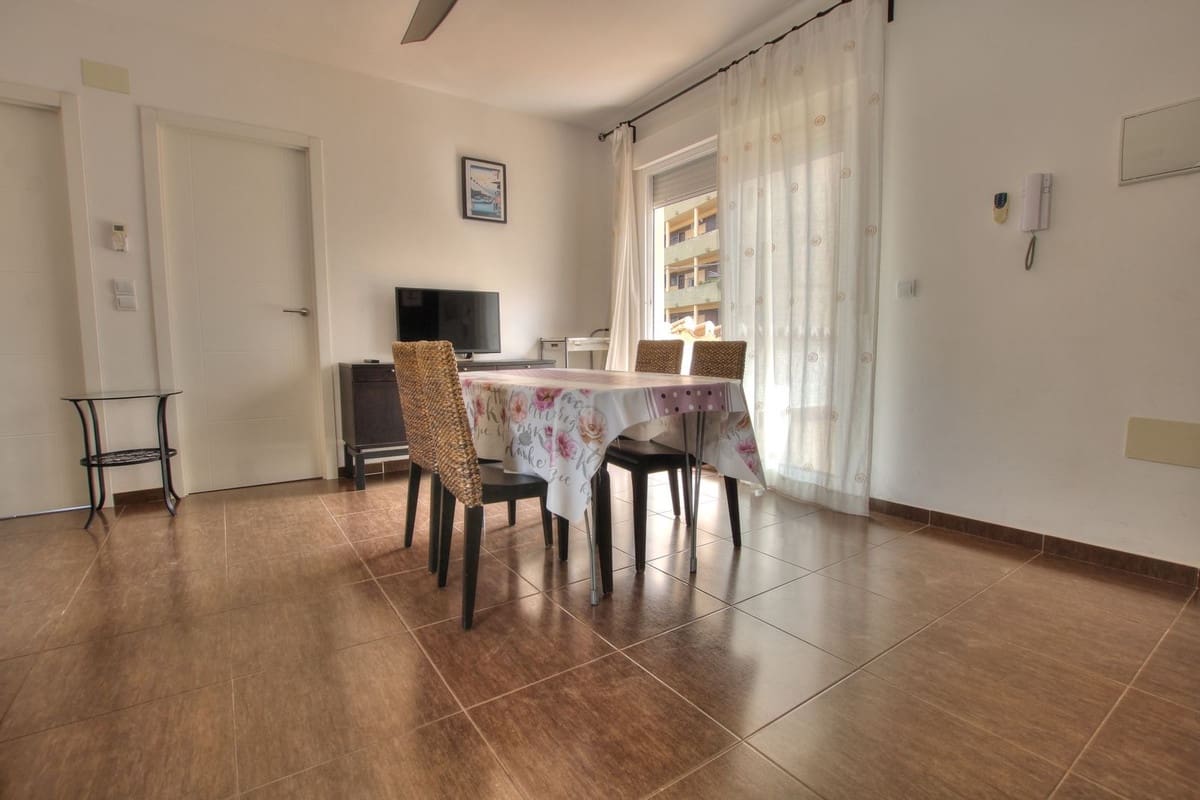 6 soverom Kjedet enebolig til salgs i Fuengirola - € 999 999 (Ref: 7829846)