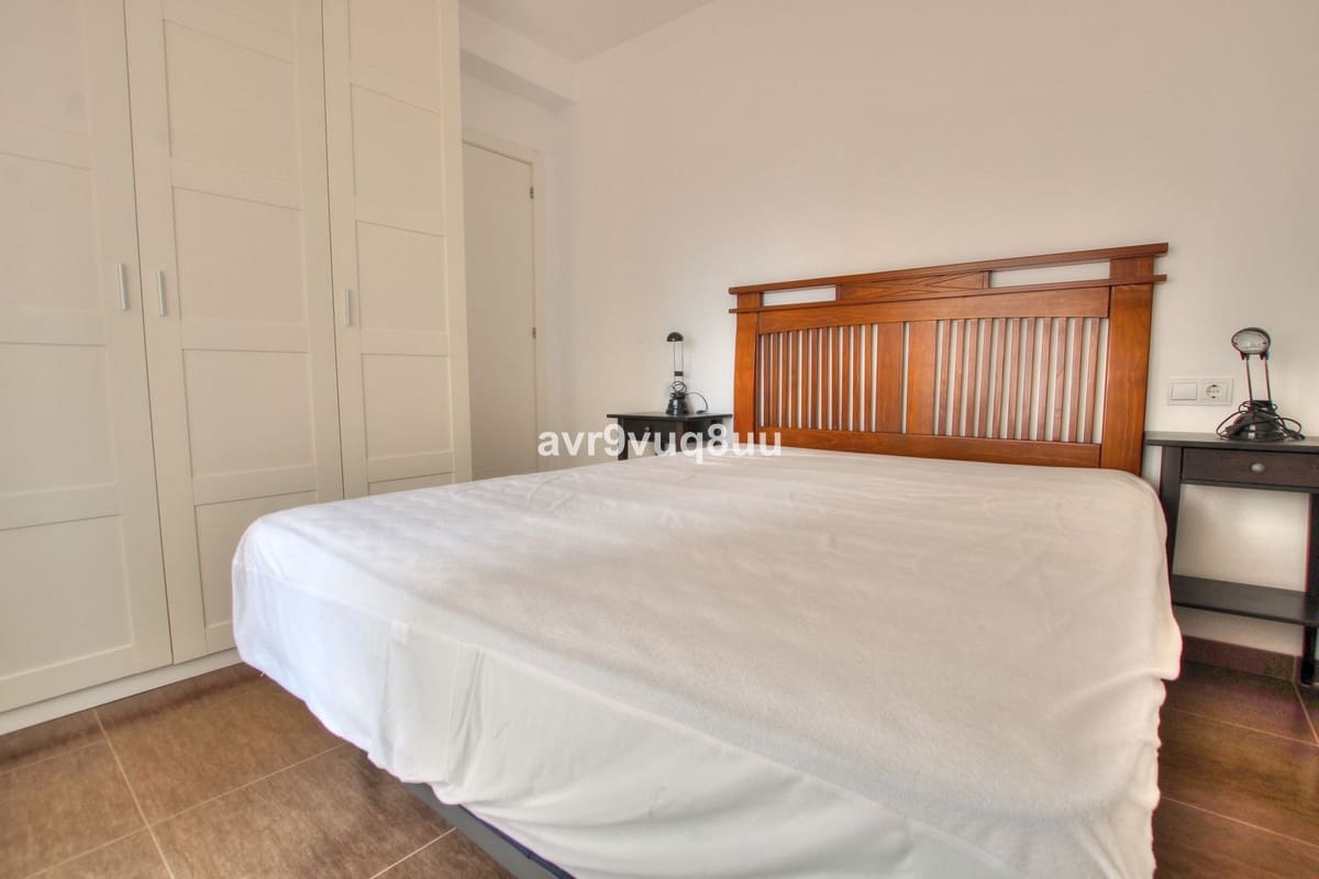 6 soverom Kjedet enebolig til salgs i Fuengirola - € 999 999 (Ref: 7829846)