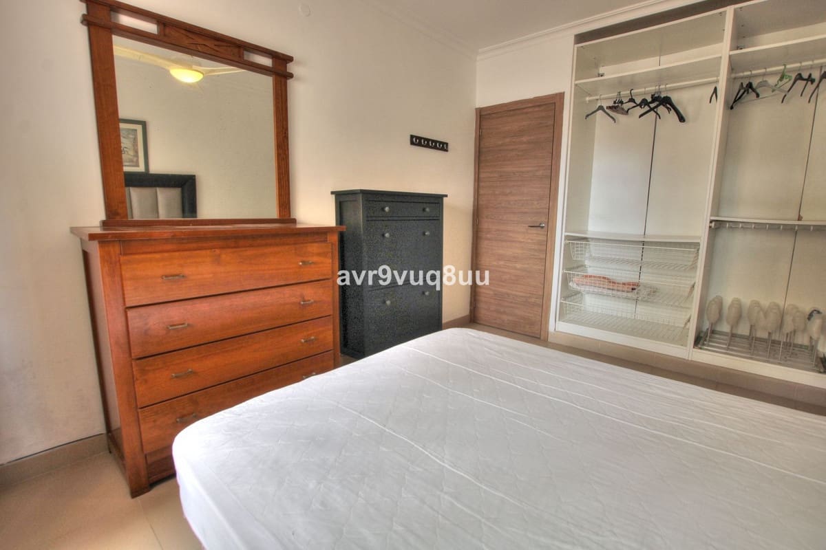 6 soverom Kjedet enebolig til salgs i Fuengirola - € 999 999 (Ref: 7829846)
