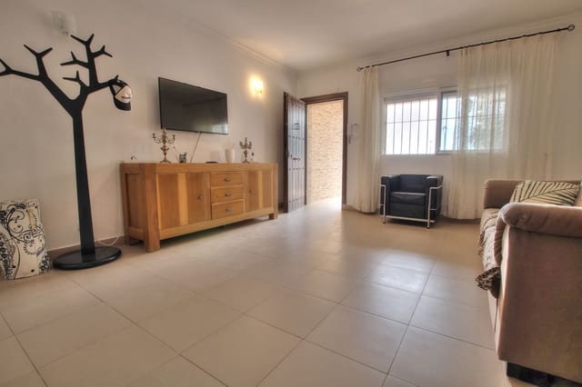 6 chambre Villa/Maison Semi-Mitoyenne à vendre à Fuengirola - 999 999 € (Ref: 7829846)