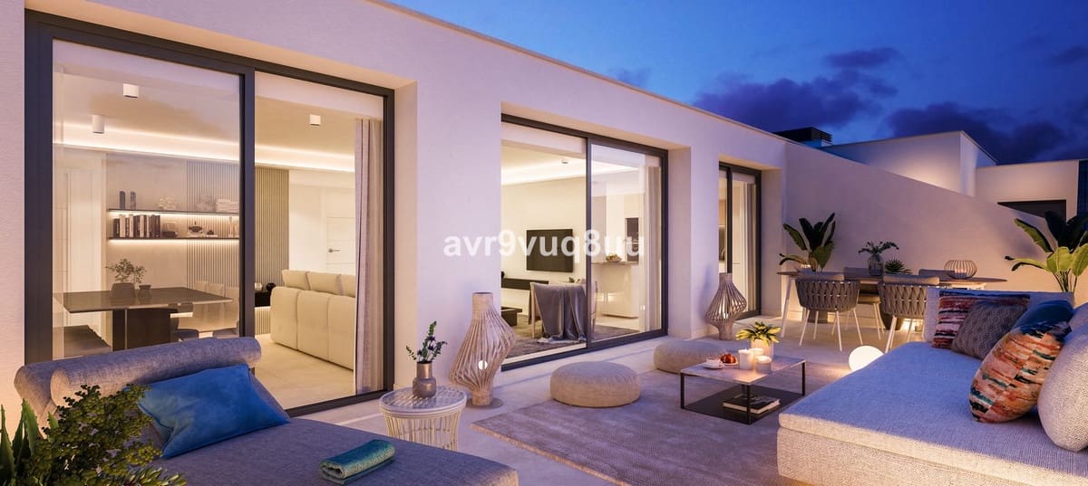 2 bedroom Apartment for sale in Fuengirola with pool garage - € 699,500 (Ref: 8046760)