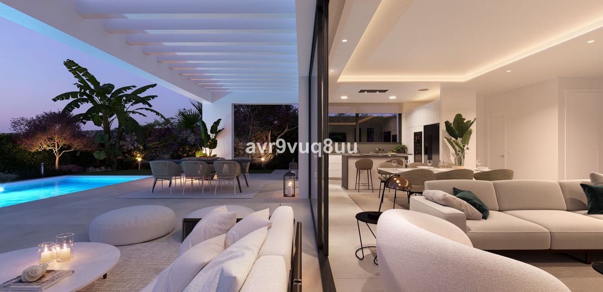 4 bedroom Villa for sale in Calahonda with pool garage - € 1,180,000 (Ref: 8048410)