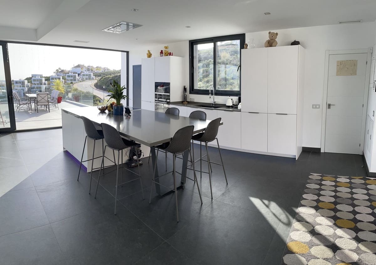 4 chambre Villa/Maison à vendre à La Cala Golf avec piscine garage - 1 300 000 € (Ref: 8160976)