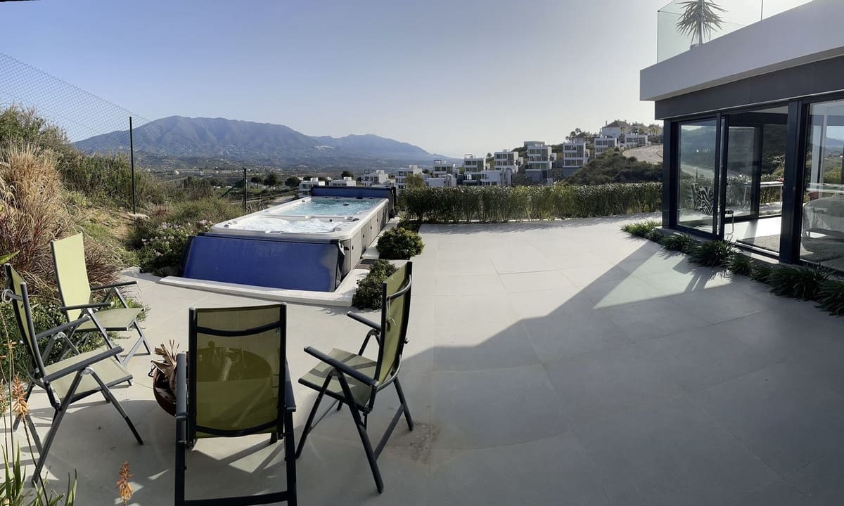 4 chambre Villa/Maison à vendre à La Cala Golf avec piscine garage - 1 300 000 € (Ref: 8160976)