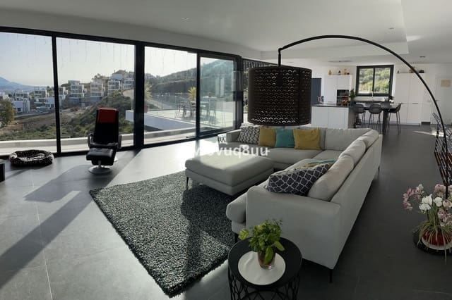 4 slaapkamer Villa te koop in La Cala Golf, Mijas met zwembad garage - € 1.300.000 (Ref: 8160976)