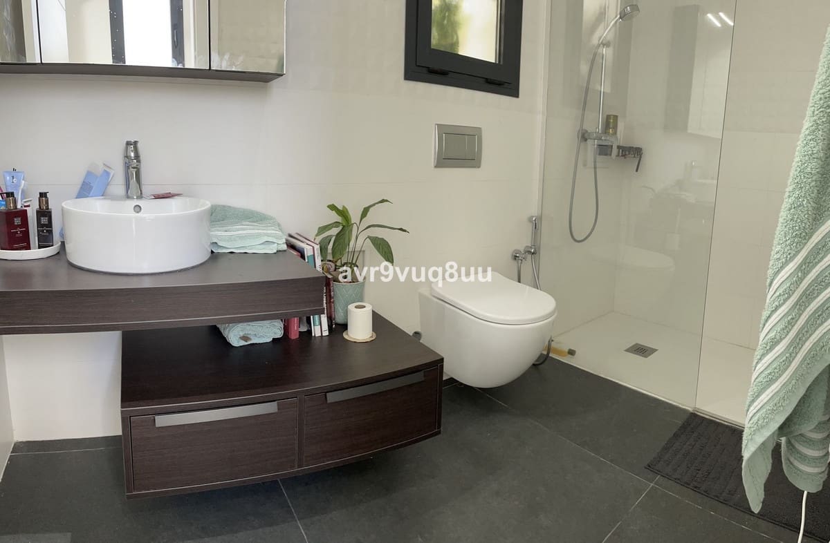 4 slaapkamer Villa te koop in La Cala Golf met zwembad garage - € 1.300.000 (Ref: 8160976)