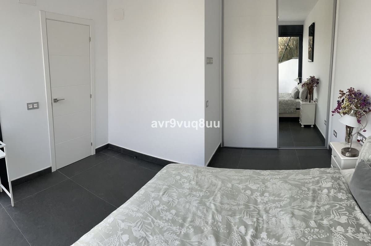 4 slaapkamer Villa te koop in La Cala Golf met zwembad garage - € 1.300.000 (Ref: 8160976)