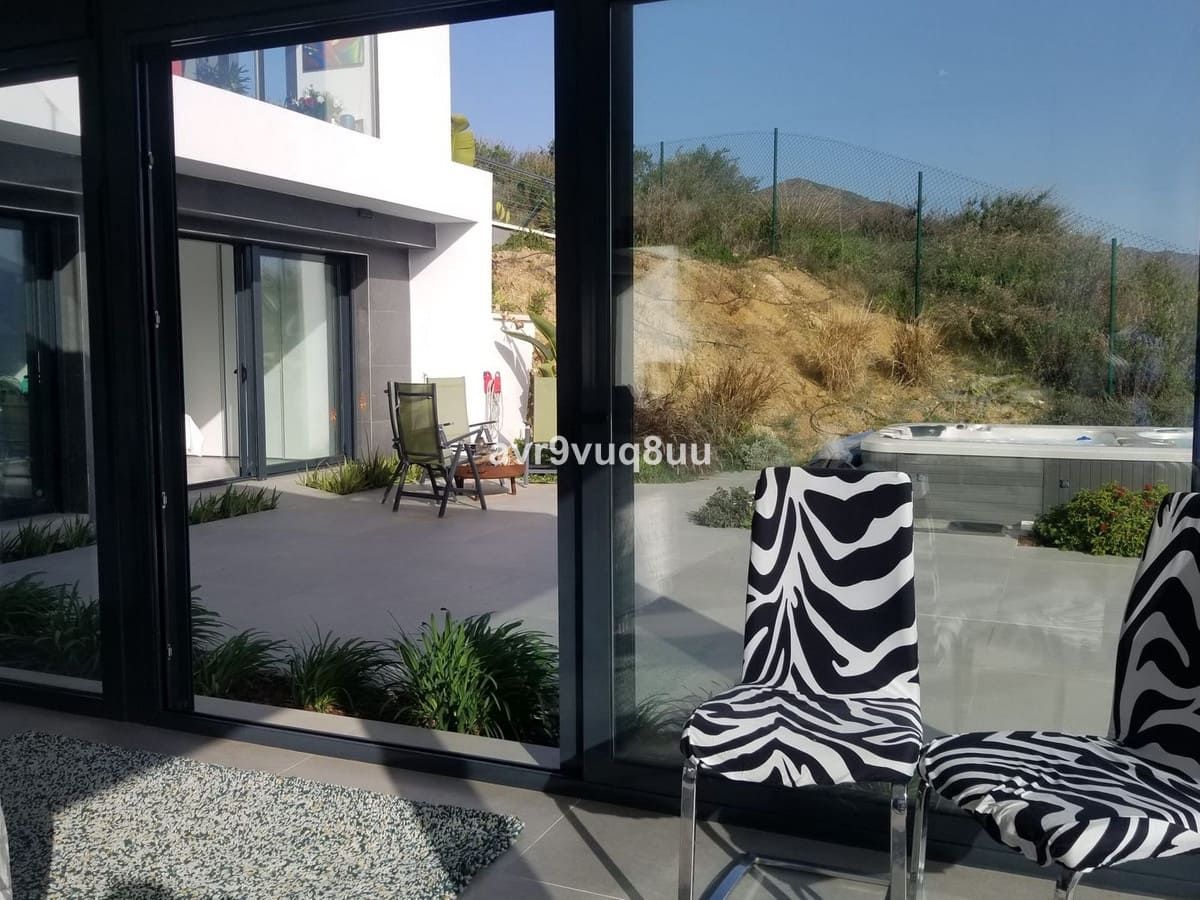 4 slaapkamer Villa te koop in La Cala Golf met zwembad garage - € 1.300.000 (Ref: 8160976)