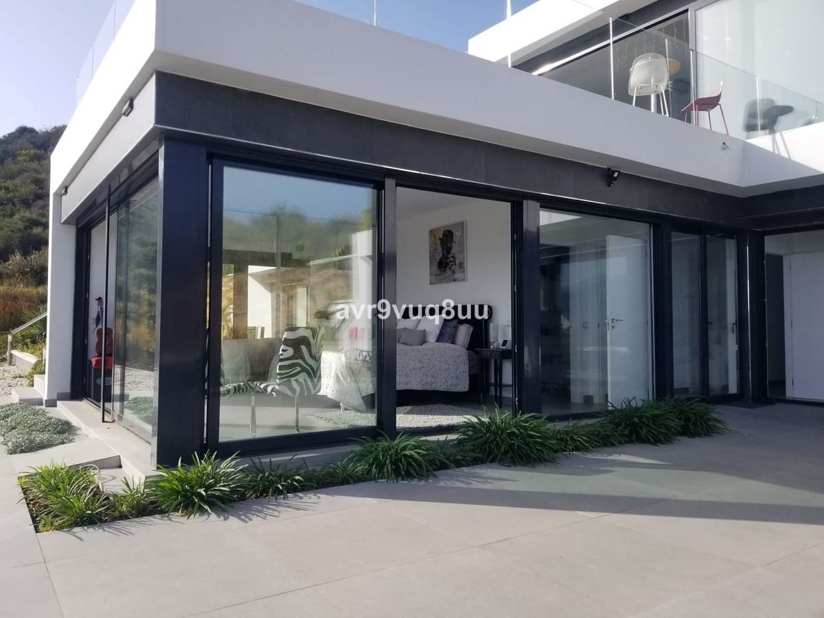 4 slaapkamer Villa te koop in La Cala Golf met zwembad garage - € 1.300.000 (Ref: 8160976)