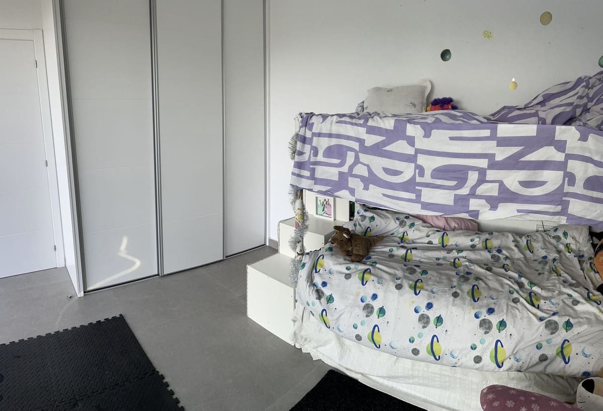 4 makuuhuone Huvila myytävänä paikassa La Cala Golf mukana uima-altaan 
autotalli - 1 300 000 € (Ref: 8160976)