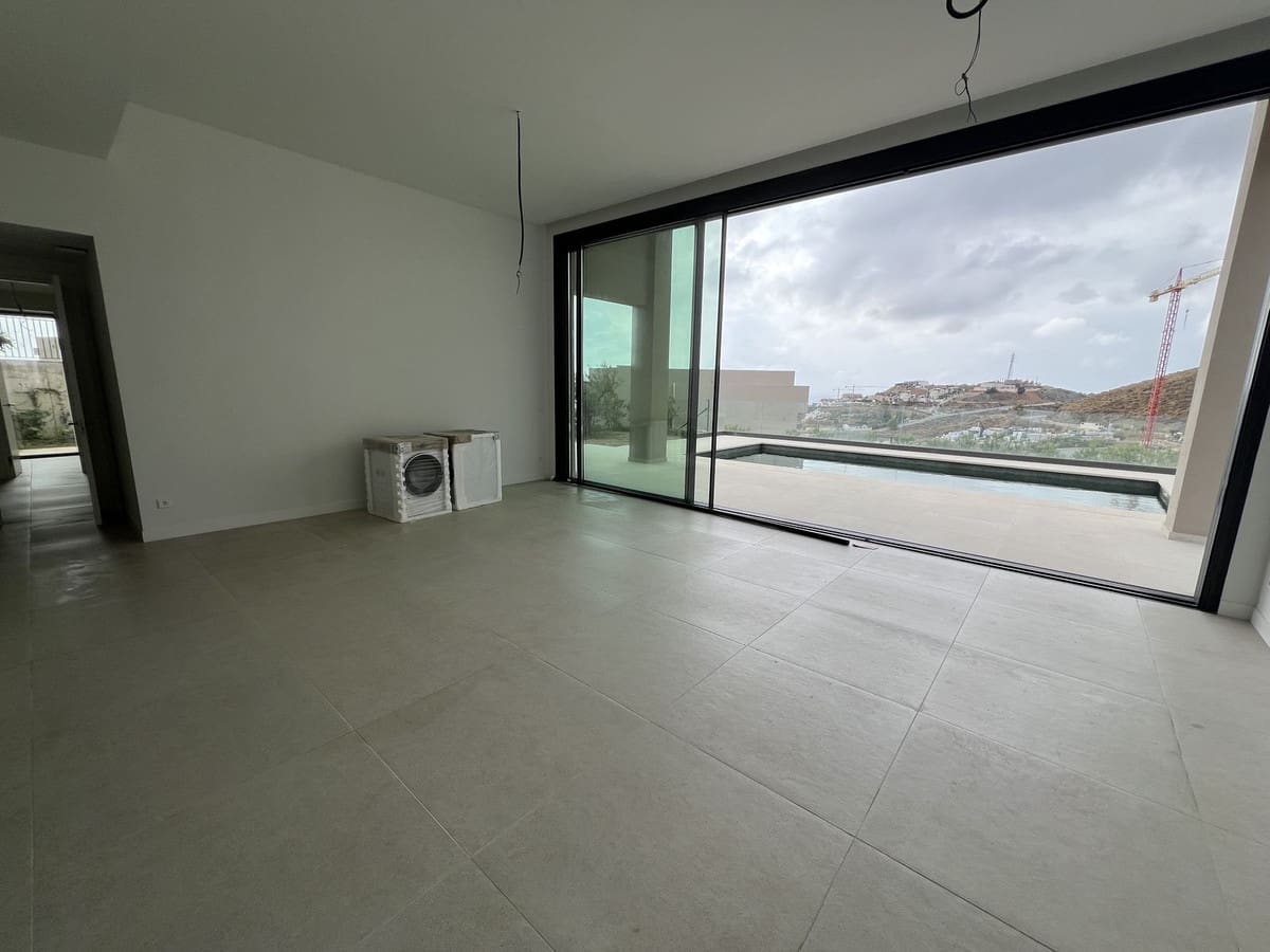 3 soveværelse Villa til salg i Benahavis med swimmingpool garage - € 1.990.000 (Ref: 8448885)