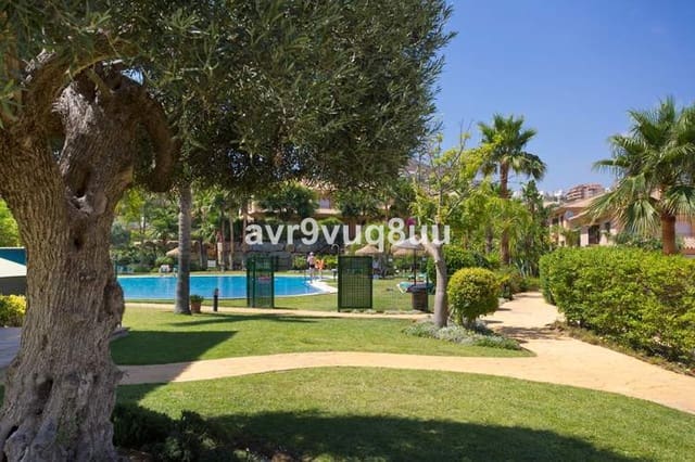 3 slaapkamer Halfvrijstaande villa te koop in Riviera del Sol, Mijas met zwembad - € 539.000 (Ref: 8637212)