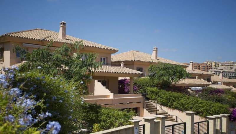 3 camera da letto Villetta Bifamiliare in vendita in Riviera del Sol con piscina - 539.000 € (Rif: 8637212)