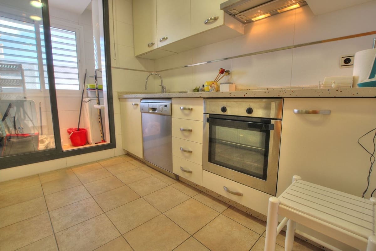 4 bedroom Penthouse for sale in La Cala de Mijas with pool garage - € 688,000 (Ref: 8657580)