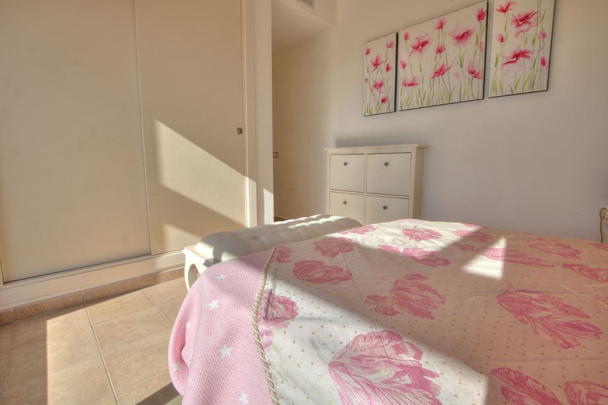 4 bedroom Penthouse for sale in La Cala de Mijas with pool garage - € 688,000 (Ref: 8657580)