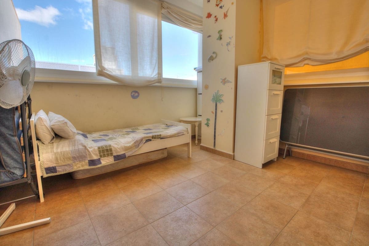 4 bedroom Penthouse for sale in La Cala de Mijas with pool garage - € 688,000 (Ref: 8657580)