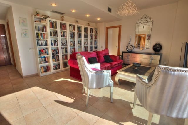 4 chambre Penthouse à vendre à La Cala de Mijas, Mijas avec piscine garage - 688 000 € (Ref: 8657580)