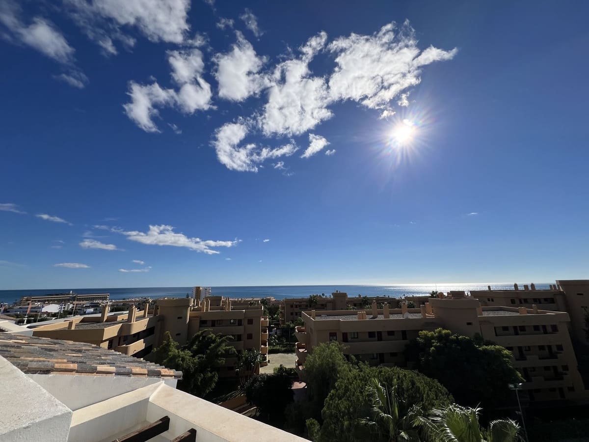 4 bedroom Penthouse for sale in La Cala de Mijas with pool garage - € 688,000 (Ref: 8657580)