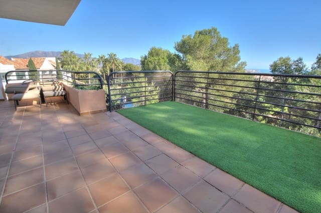 3 chambre Appartement à vendre à Riviera del Sol, Mijas avec piscine garage - 850 000 € (Ref: 8683053)