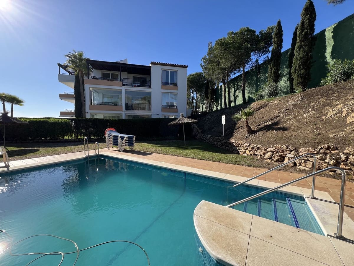 3 sypialnia Apartament na sprzedaż w Riviera del Sol z basenem garażem - 850 000 € (Ref: 8683053)
