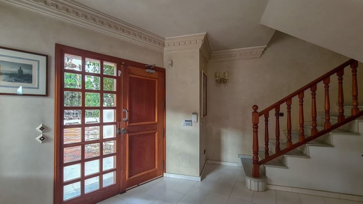 9 chambre Villa/Maison à vendre à Cabopino avec piscine garage - 3 800 000 € (Ref: 8769297)