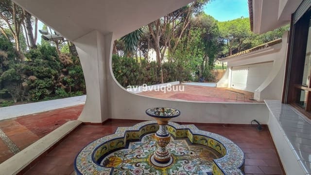 9 soveværelse Villa til salg i Cabopino, Marbella med swimmingpool garage - € 3.800.000 (Ref: 8769297)