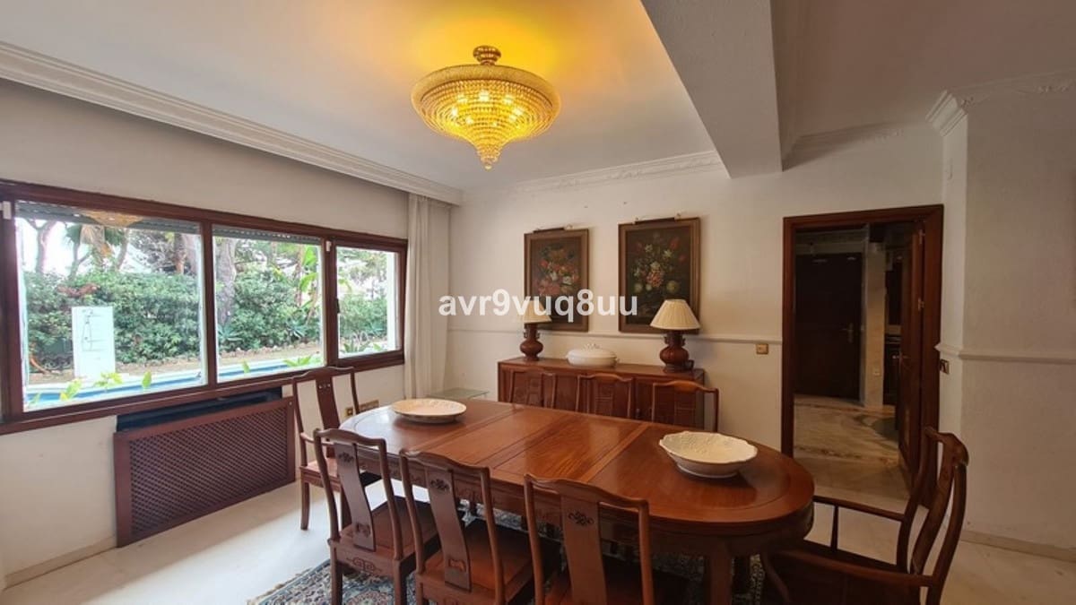 9 bedroom Villa for sale in Cabopino with pool garage - € 3,800,000 (Ref: 8769297)