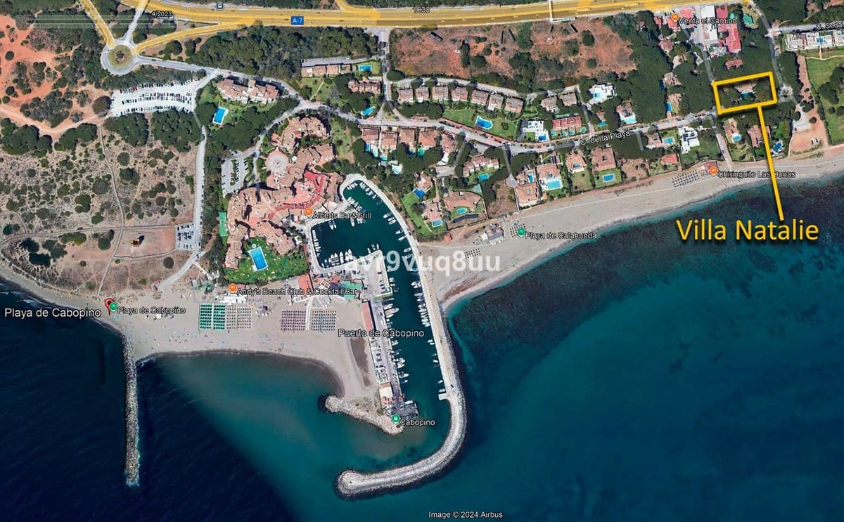 9 bedroom Villa for sale in Cabopino with pool garage - € 3,800,000 (Ref: 8769297)