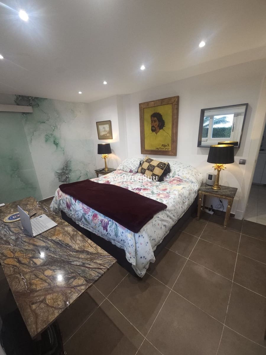 4 quarto Moradia para venda em Calahonda com piscina garagem - 899 000 € (Ref: 8780210)