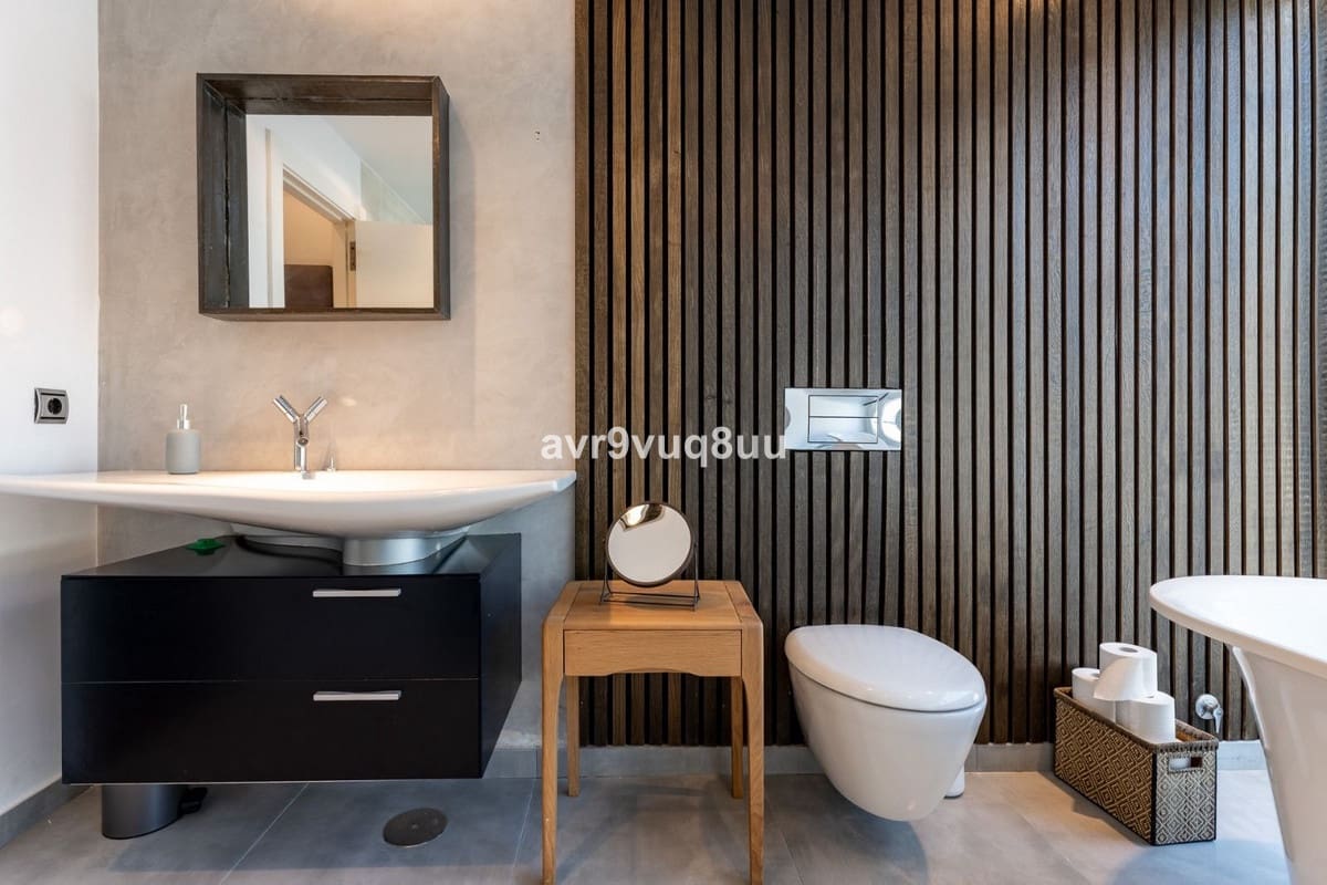 4 quarto Moradia para venda em Calahonda com piscina garagem - 899 000 € (Ref: 8780210)
