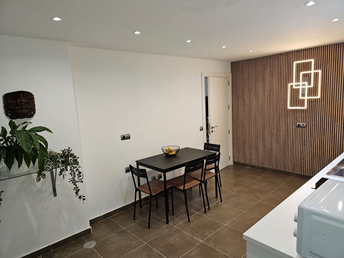 4 soveværelse Villa til salg i Calahonda med swimmingpool garage - € 899.000 (Ref: 8780210)