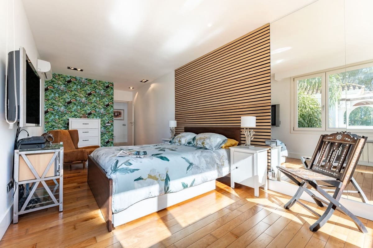 4 soveværelse Villa til salg i Calahonda med swimmingpool garage - € 899.000 (Ref: 8780210)