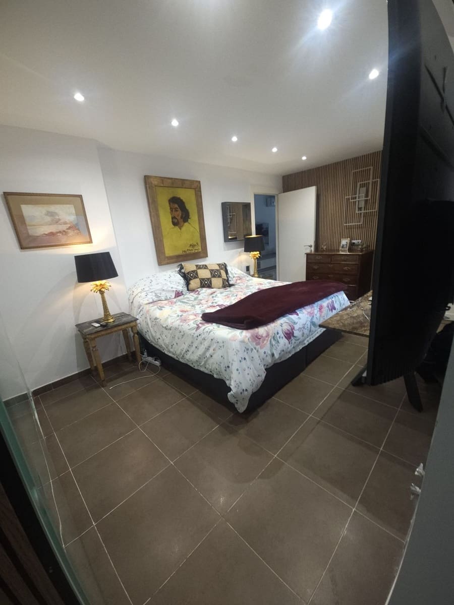4 soveværelse Villa til salg i Calahonda med swimmingpool garage - € 899.000 (Ref: 8780210)