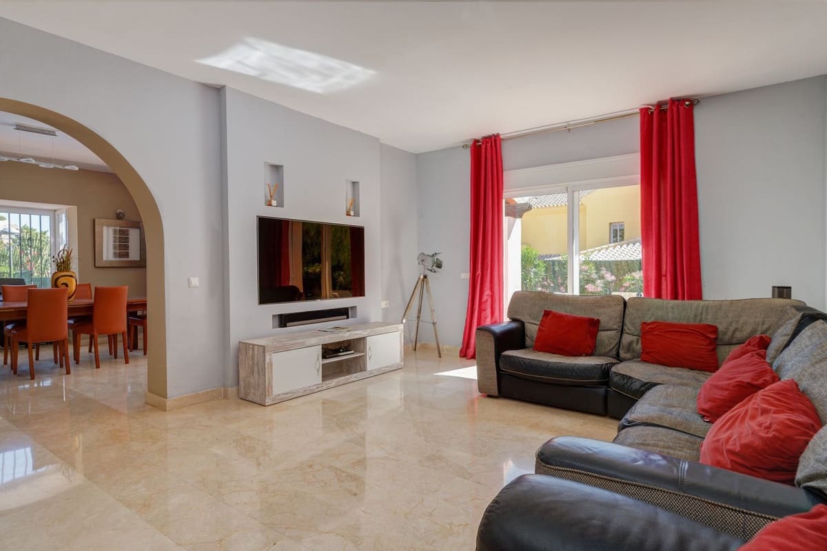 4 chambre Villa/Maison à vendre à Mijas Golf avec piscine garage - 895 000 € (Ref: 8848620)