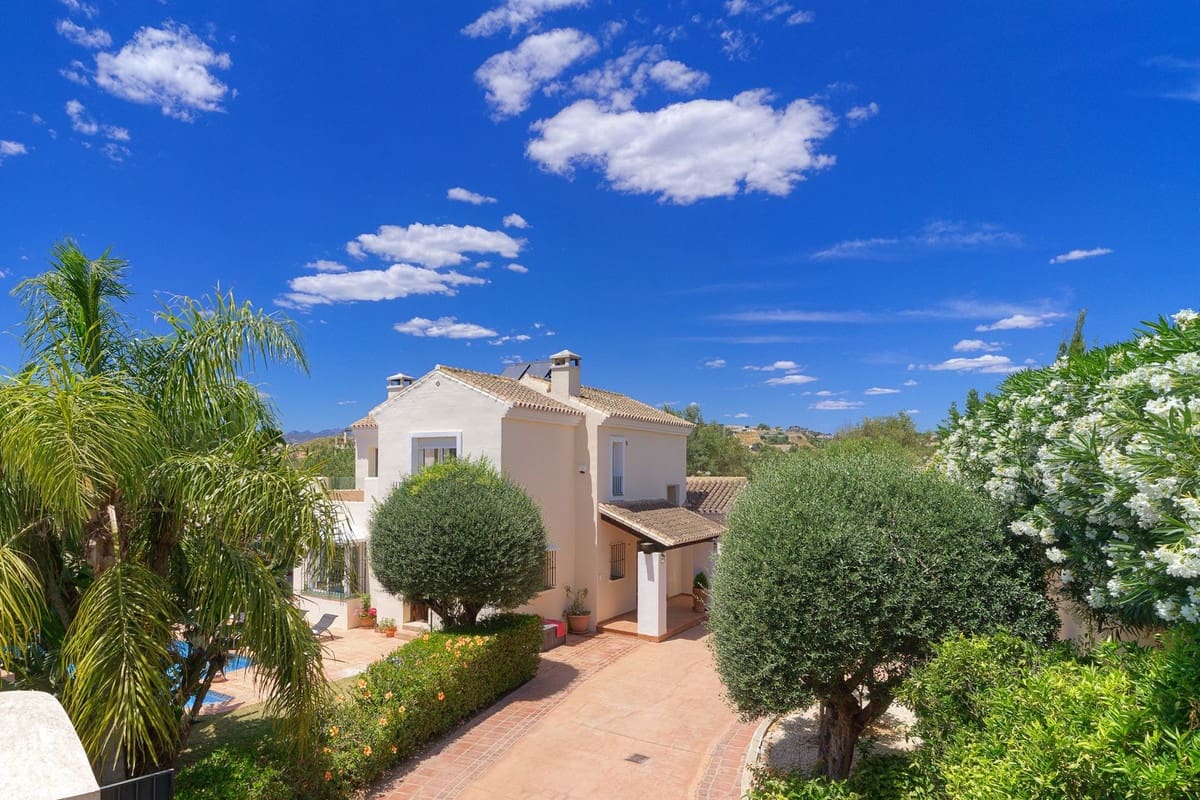 4 chambre Villa/Maison à vendre à Mijas Golf avec piscine garage - 895 000 € (Ref: 8848620)