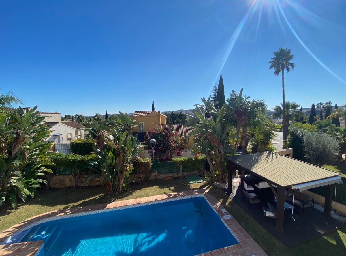 4 chambre Villa/Maison à vendre à Mijas Golf avec piscine garage - 895 000 € (Ref: 8848620)